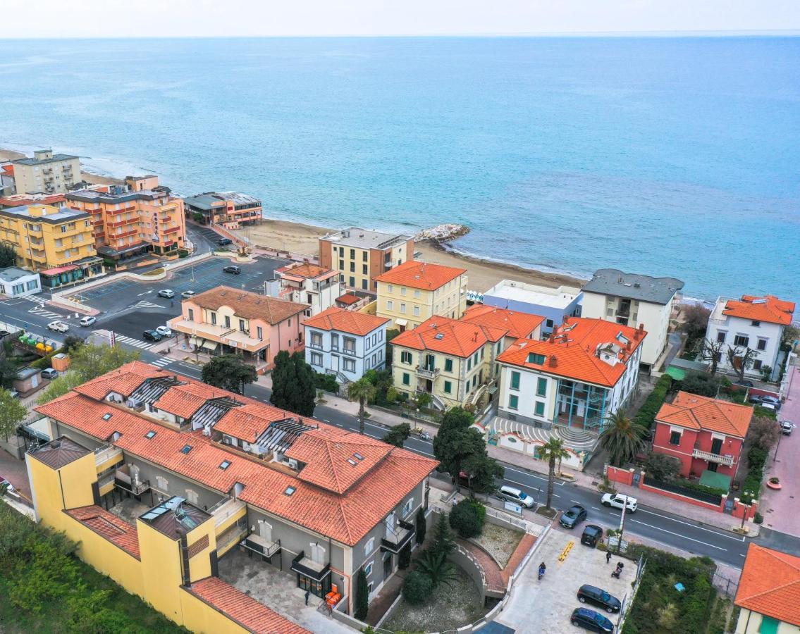 Casa Aurea Tre Posti Letto A 30 Metri Dal Mare Apartment San Vincenzo Exterior photo